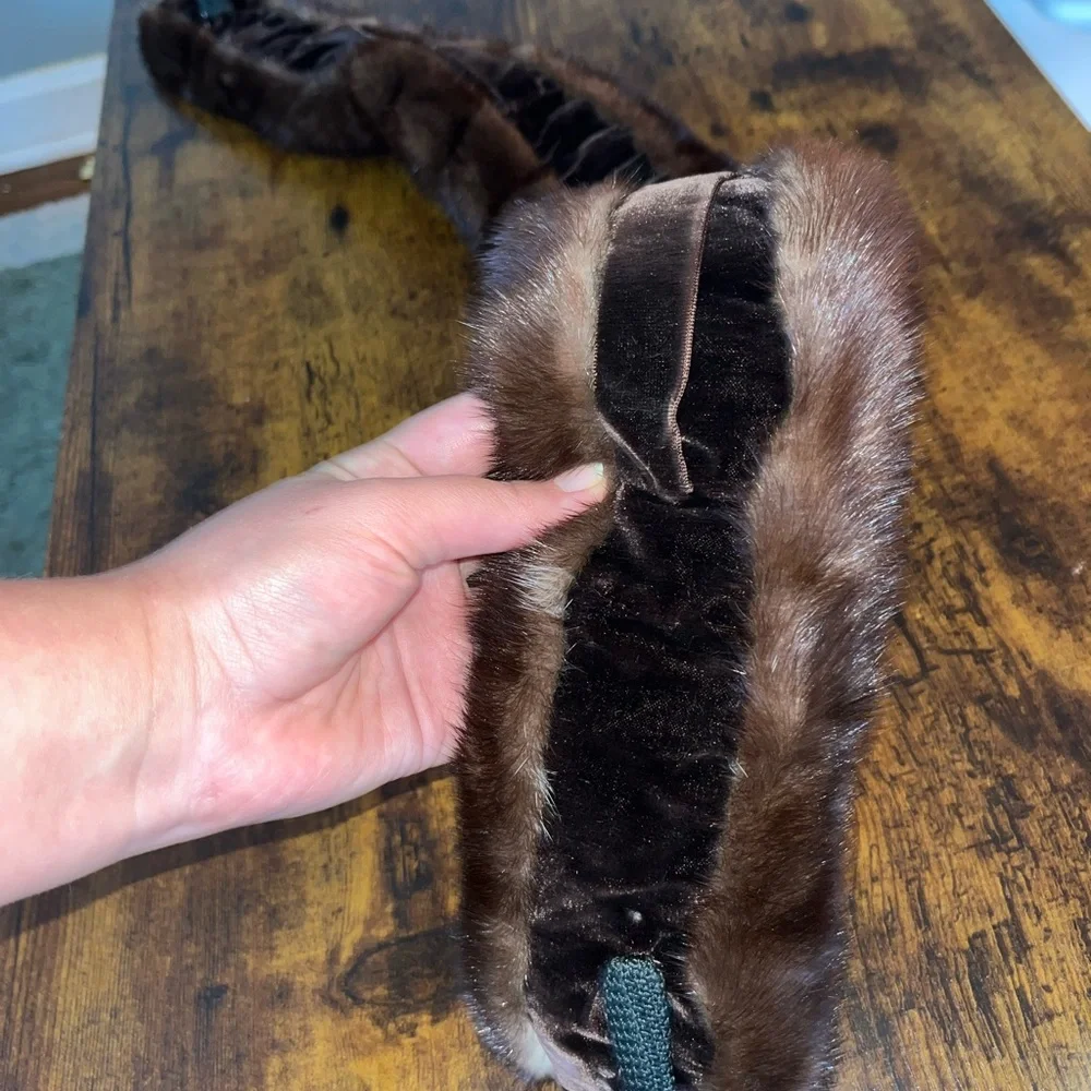 vintage Davidsons Brown mink Fur Scarf/collar